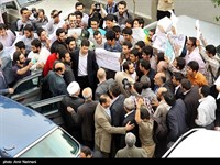 تصاویر/اعتراض دانشجویان امیرکبیر به حضور هاشمی